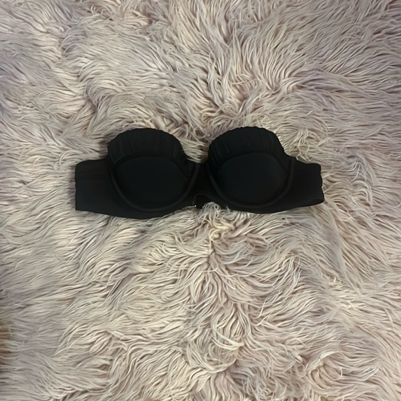 Victoria Secret Bikini Top - Picture 2 of 4